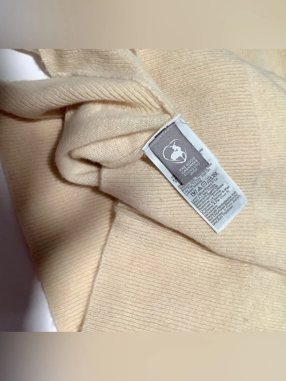 J. CREW 100% Cashmere Sweater Everyday Long Sleeve Pale Yellow Size XS